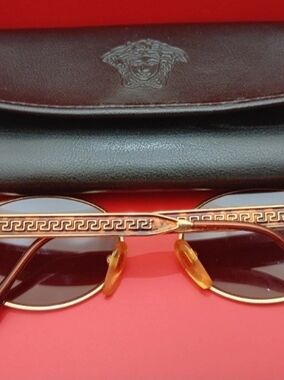 Vintage 90's GIANNI VERSACE Gold-Tone Sunglasses with Brown Lenses